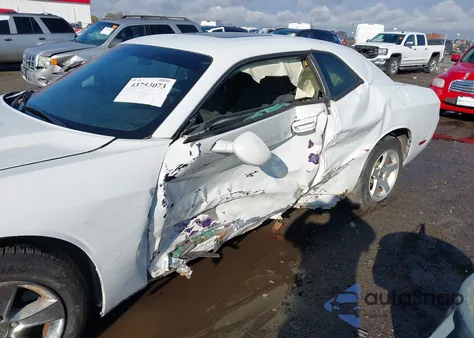 2010 Dodge Challenger Se from USA, damaged, VIN 2B3CJ4DV2AH261667